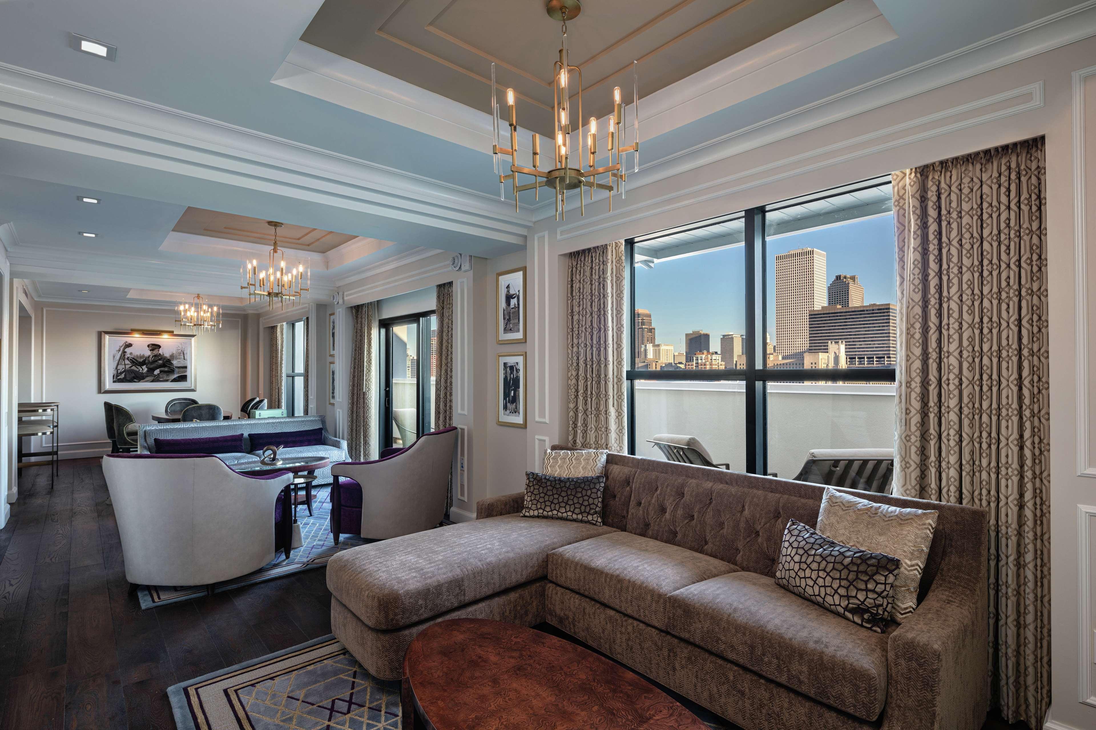 The Higgins Hotel New Orleans, Curio Collection By Hilton Exterior foto