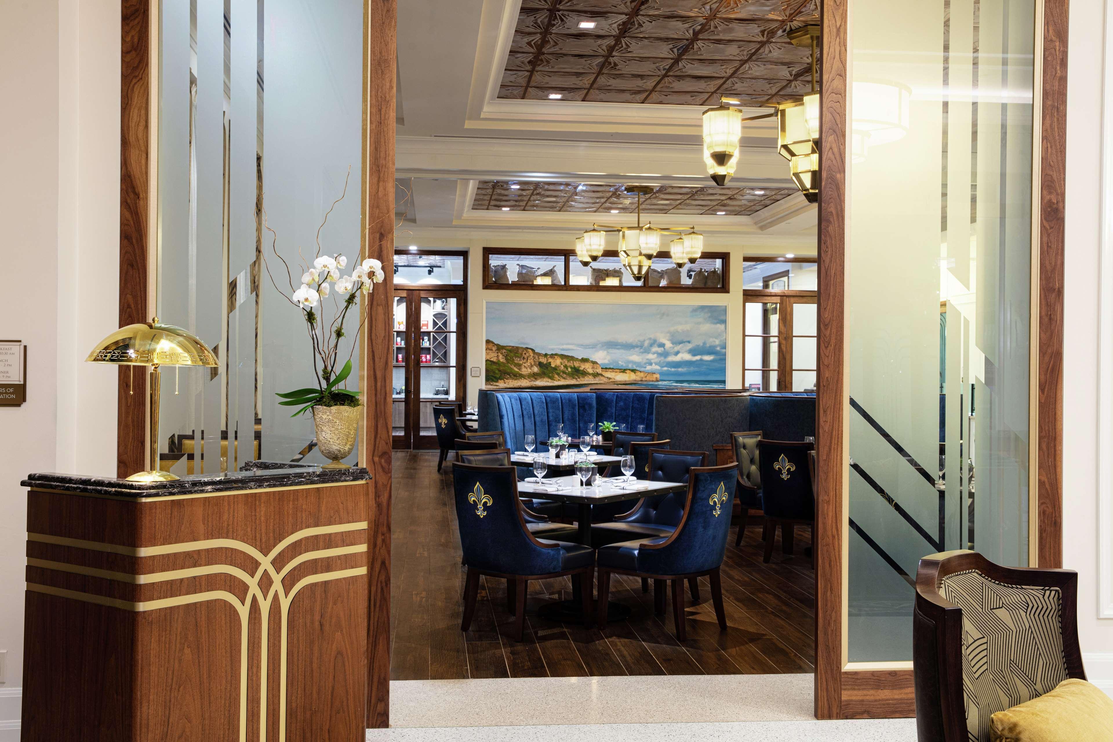The Higgins Hotel New Orleans, Curio Collection By Hilton Exterior foto