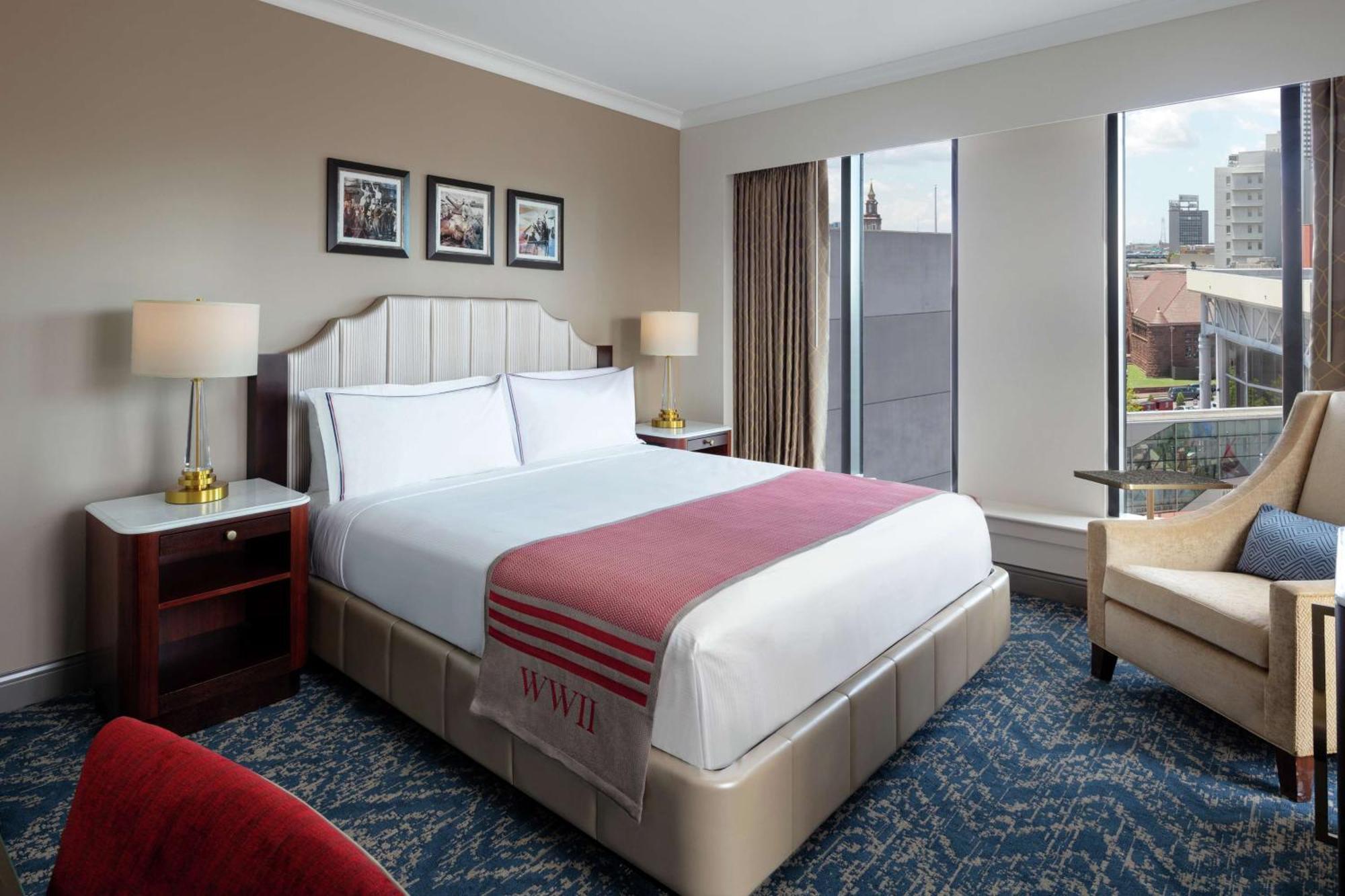 The Higgins Hotel New Orleans, Curio Collection By Hilton Exterior foto
