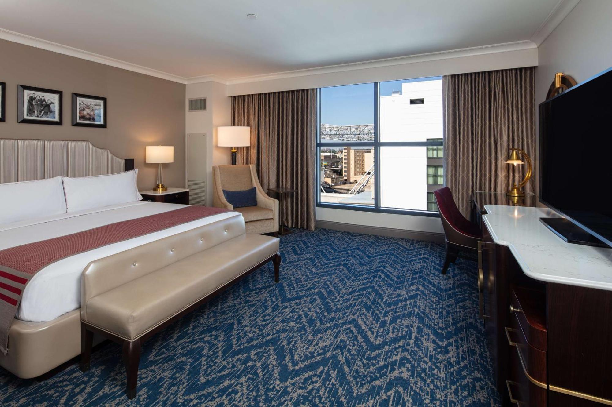 The Higgins Hotel New Orleans, Curio Collection By Hilton Exterior foto